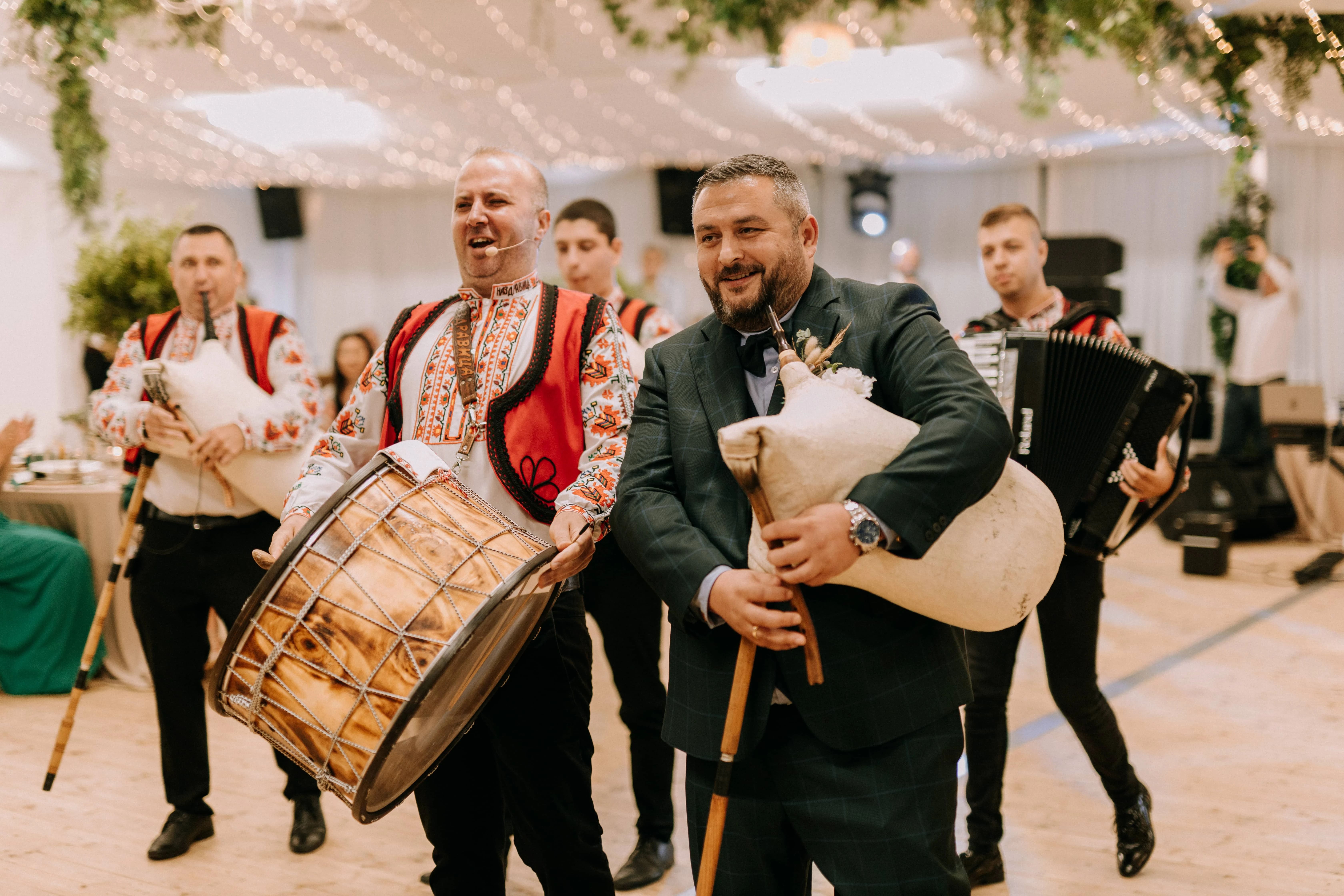 670-wedding00778-1-17142415540561.jpg