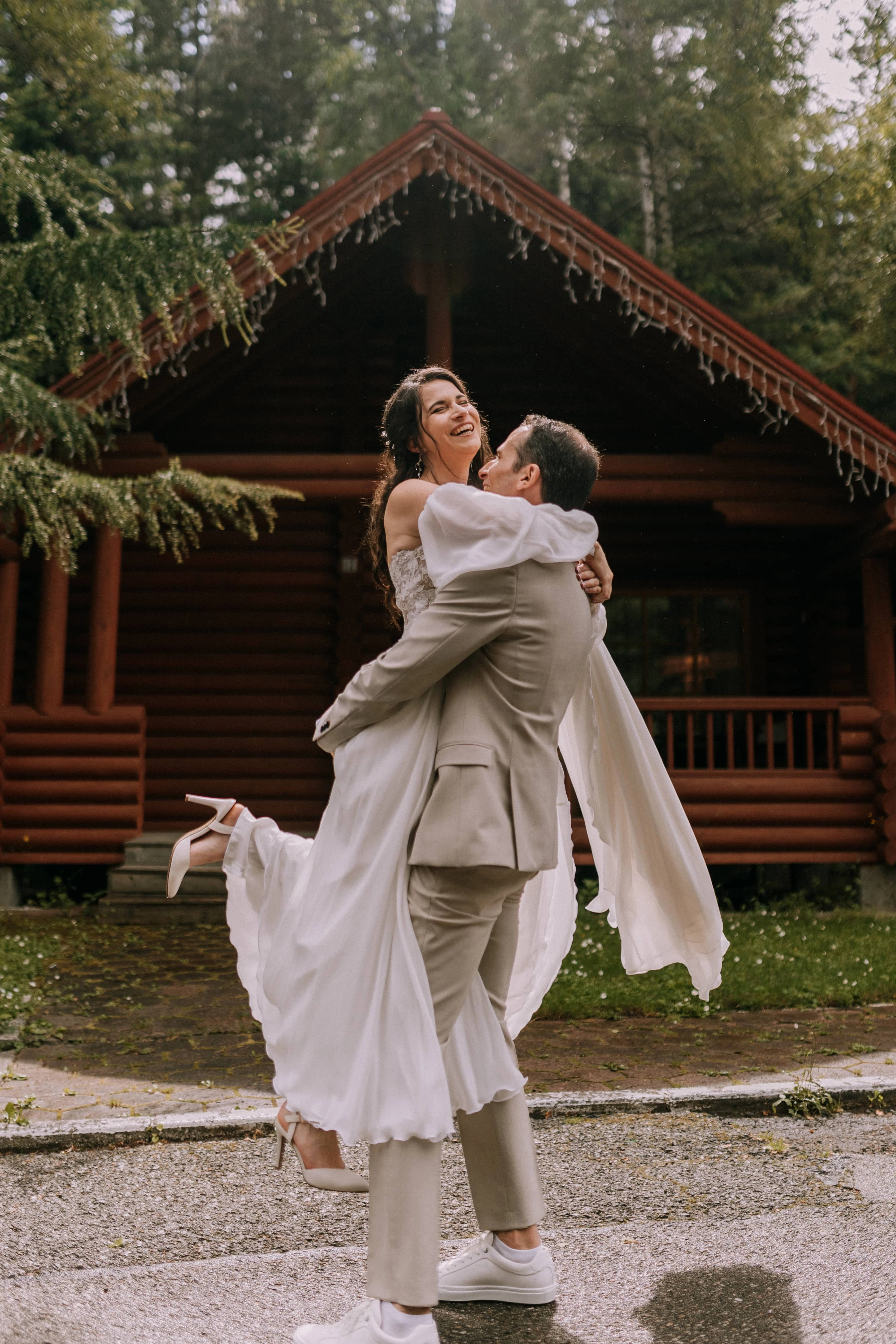684-wedding00335-1-17150771796035.jpg