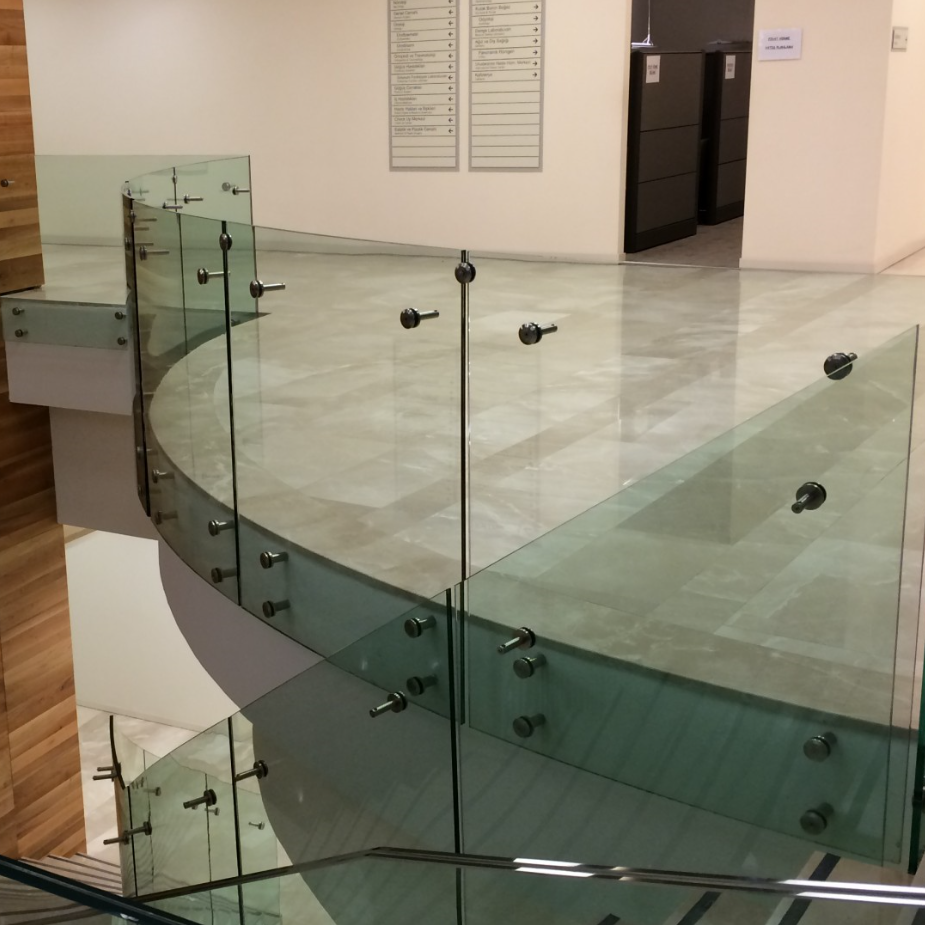 Стъклени парапети с конзоли и копчета 1383-cam6.png