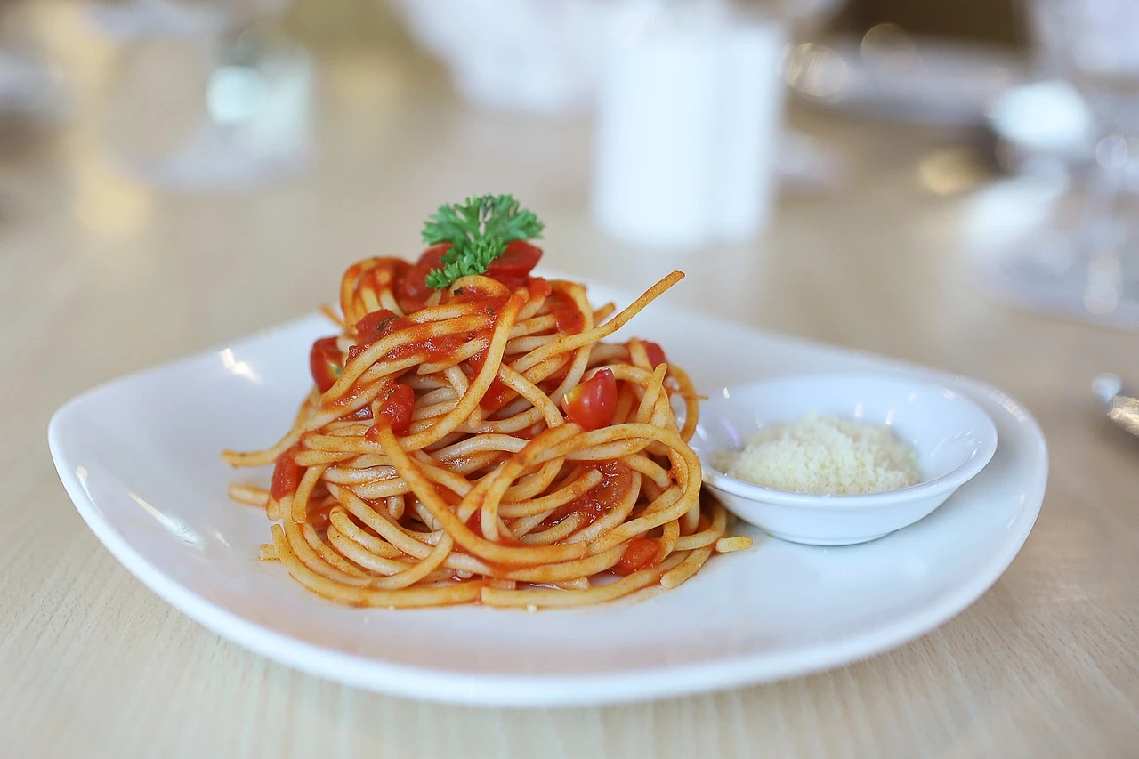 585-spaghetti-44061301280-17059496196635.jpeg