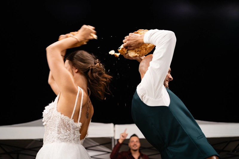 Креативен сватбен фотограф в България Креативен сватбен фотограф в България - Бето Бахов Студио