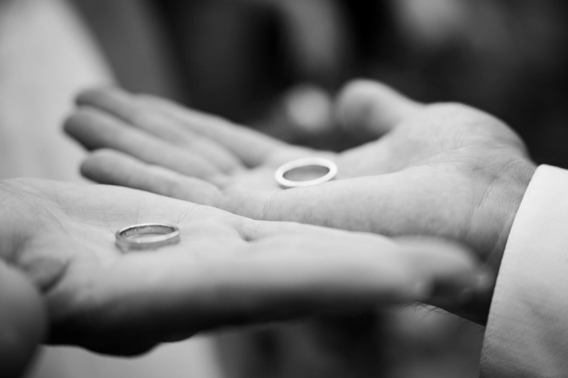 Сватбени халки фотография Сватбени халки фотография - Бето Бахов фотограф