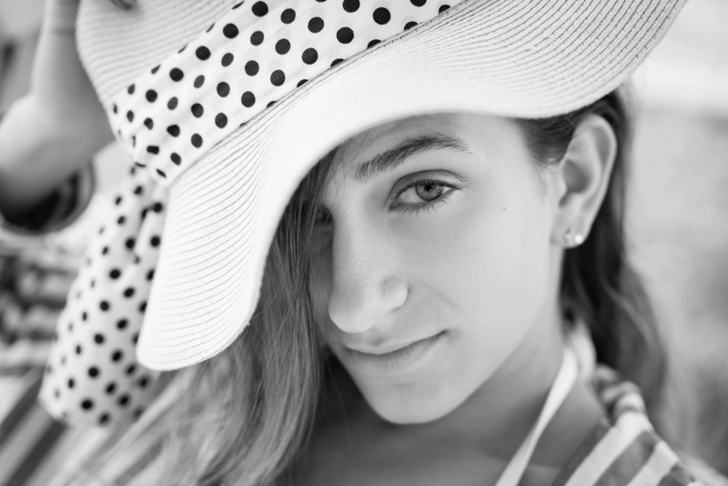 Фотограф за артистични портрети Фотограф за артистични портрети - Бето Бахов