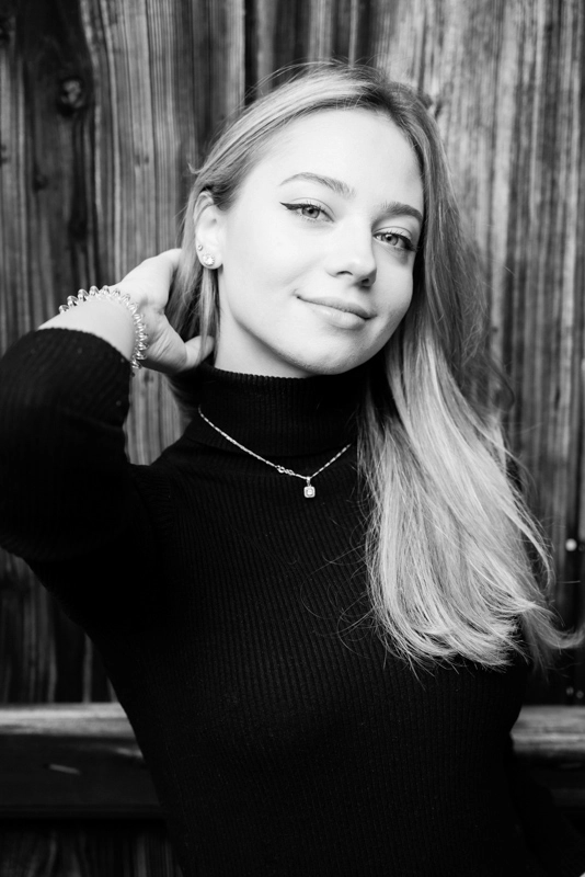 Портретна фотосесия на Диана Портретна фотосесия на Диана от Бето Бахов Студио