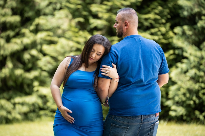 Бременна фотосесия в парка Бременна фотосесия в парка - фотограф за портретна фотосесия