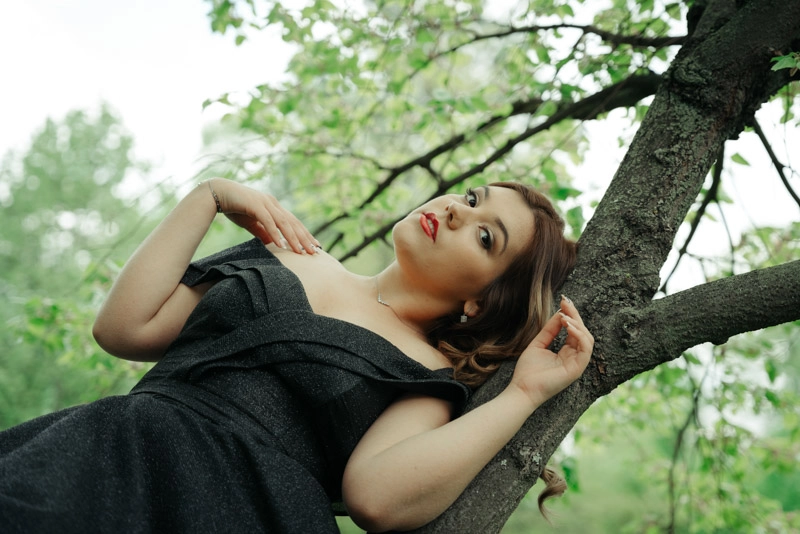 Стилна дамска фотосесия Стилна дамска фотосесия - Фотосесия на открито