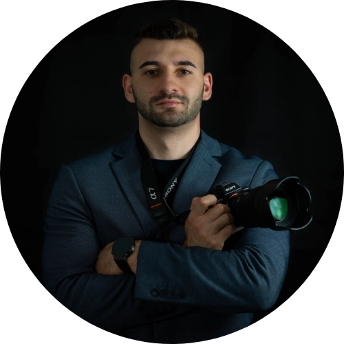 Сватбен фотограф и видеограф - Роберто Бахов Сватбен фотограф и видеограф - Бето Бахов Студио