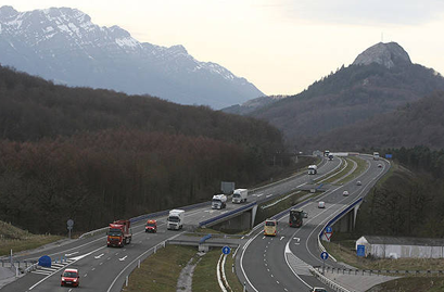 44134092691179-restricciones-para-camiones-en-navarra-en-2014-g.png