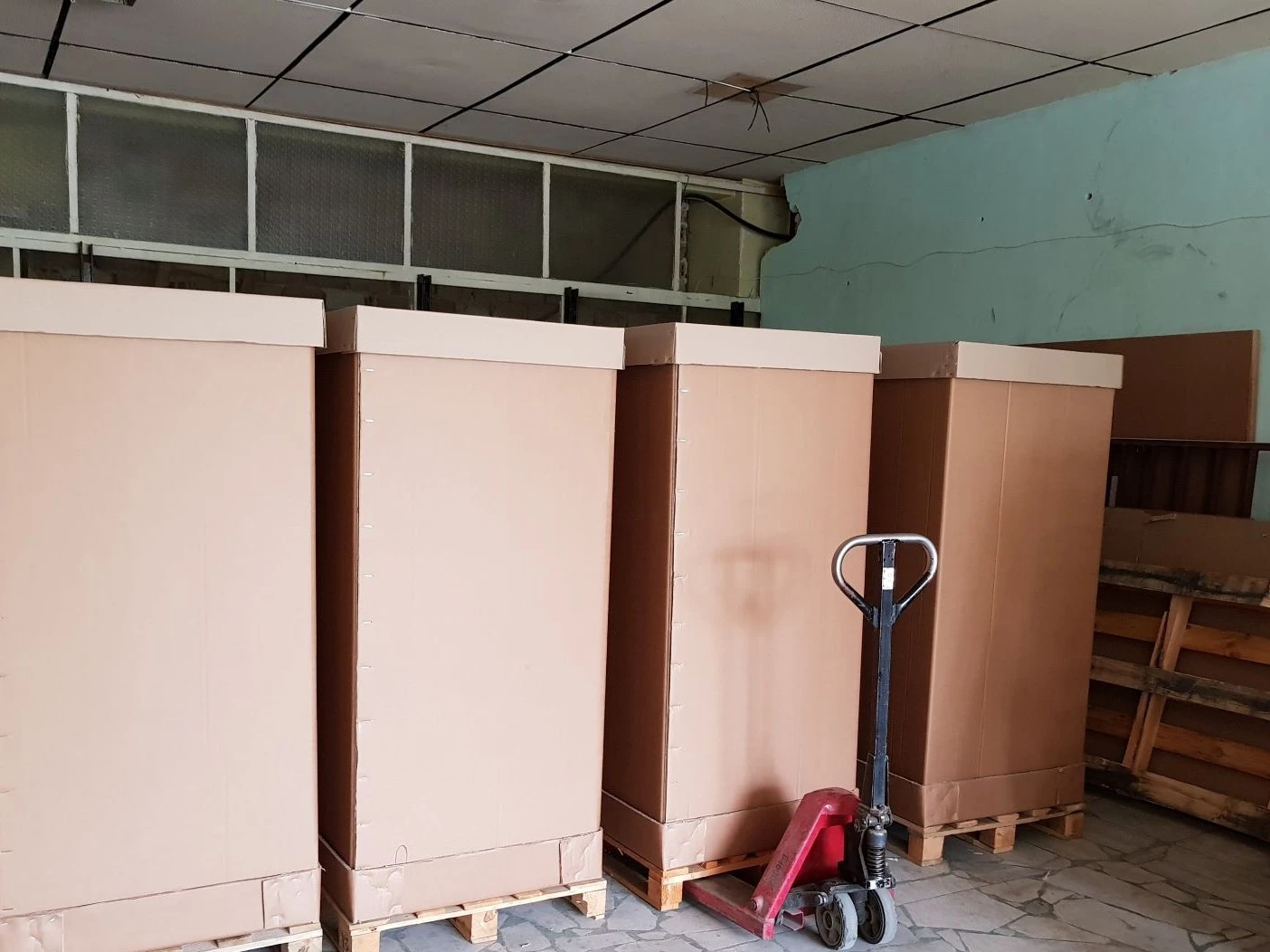 седемпластов кашон; sturdy, large size, large volume, 7 layer corrugated boxes sturdy, large size, large volume, 7 layer corrugated boxes