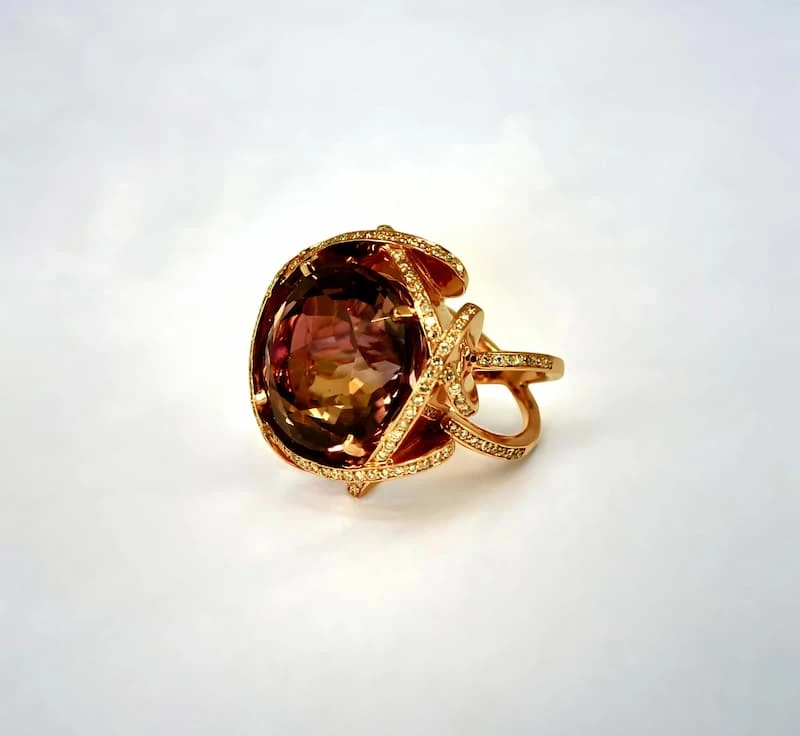 Ръчно изработен пръстен с голям аметрин и малки диаманти в обкова на камъка, 14 карата розово злато – София