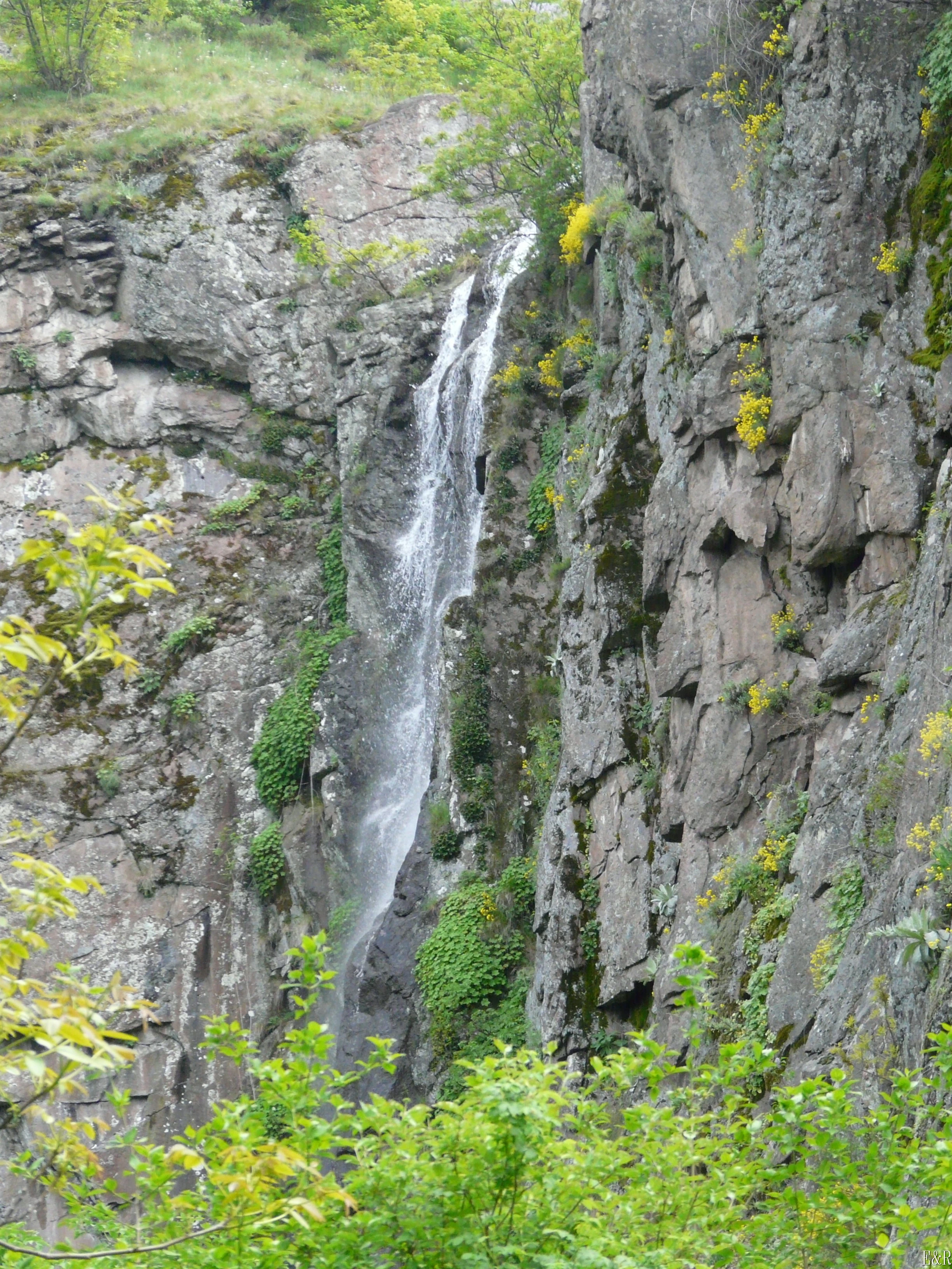 Еко –пътека Устински водопад