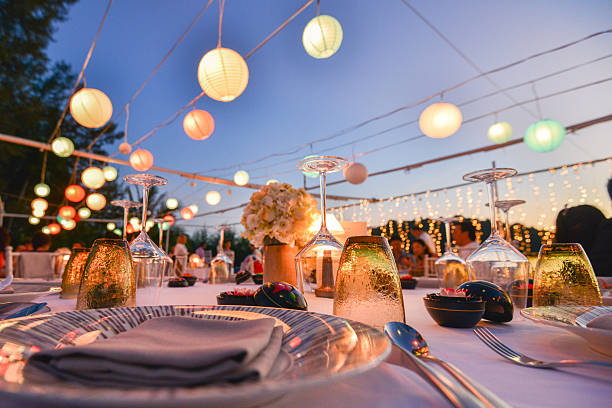 250-table-setting-for-an-event-party-or-wedding-reception-picture-id479977238.jpg