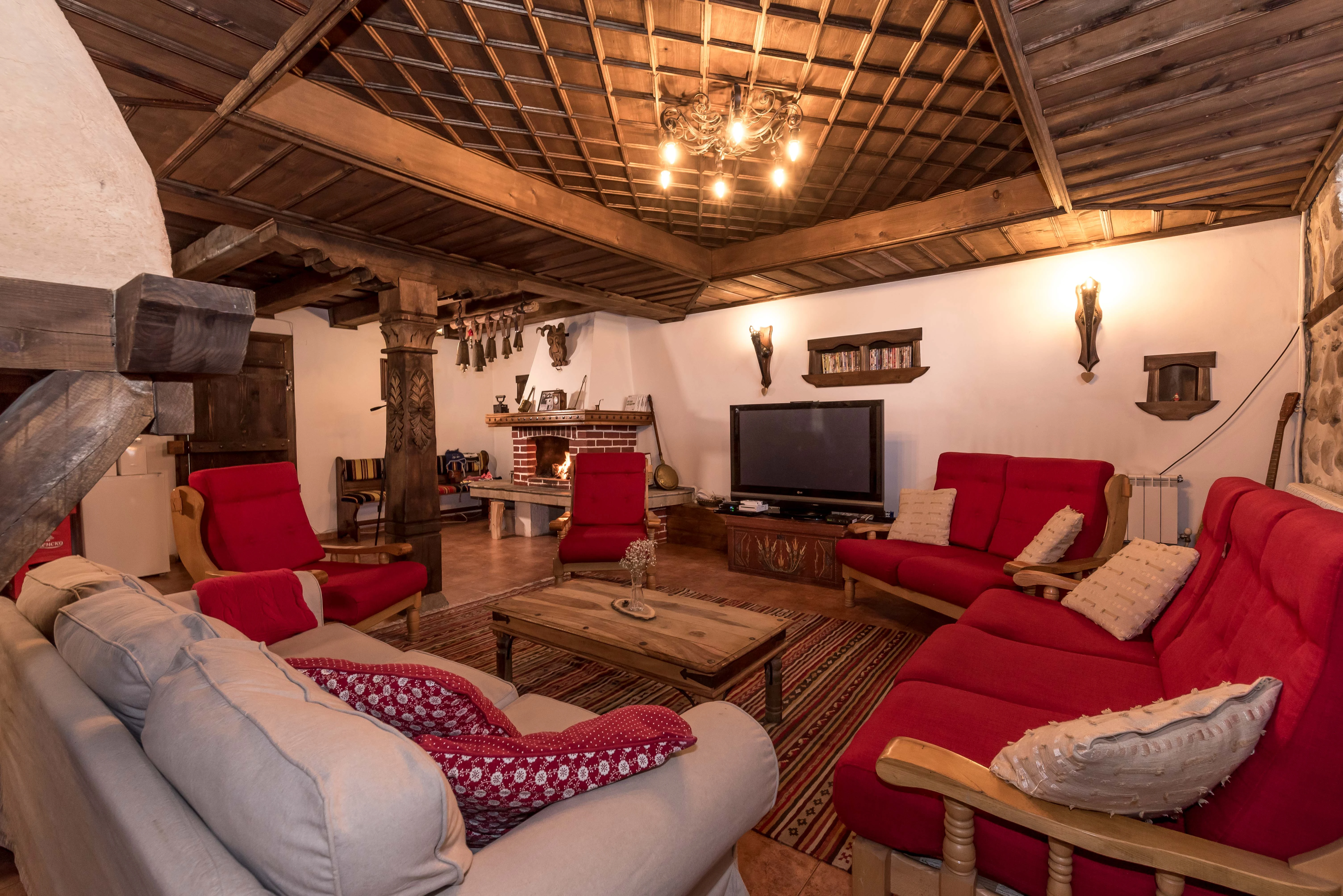 478-chalet-elena-2-17001500055567.jpg