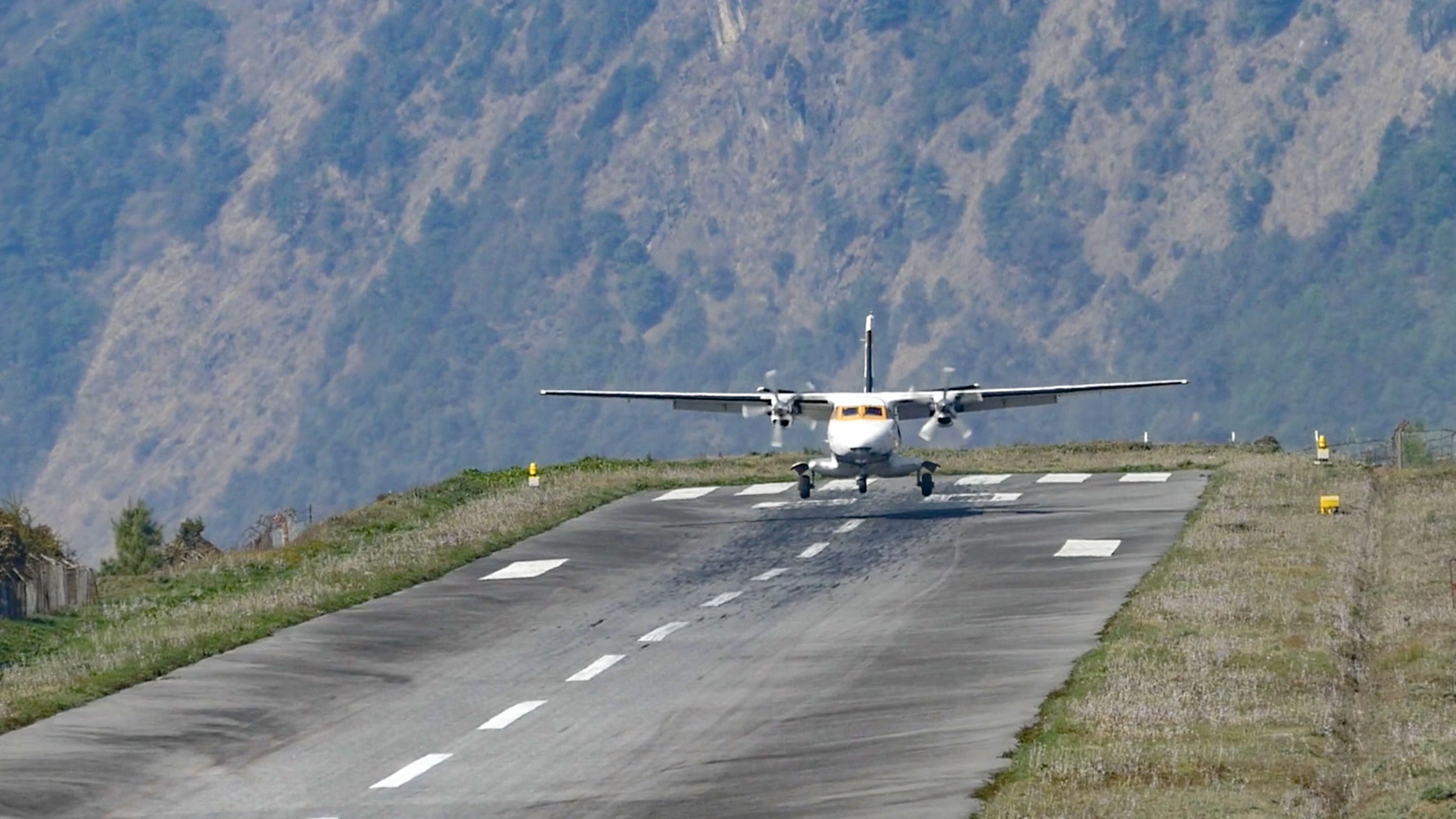 83-lukla-2-17061125228364.jpg