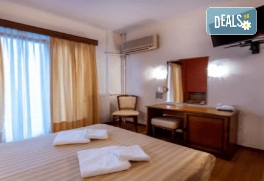 2010-nova-godina-2024-v-kavala-hotel-nefeli-1gal-17383973865317.png