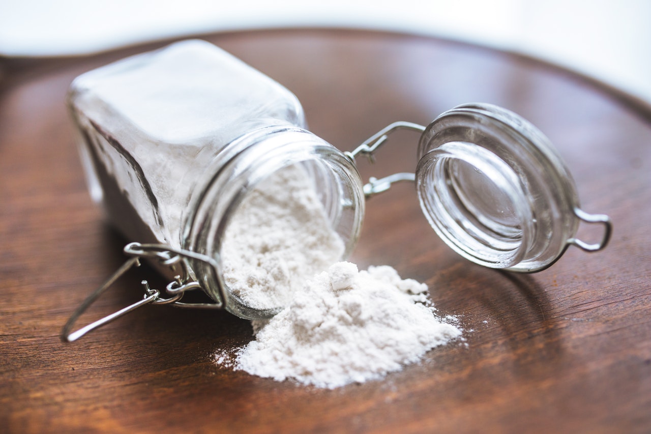 r254-flour-in-a-jar-5765.jpg