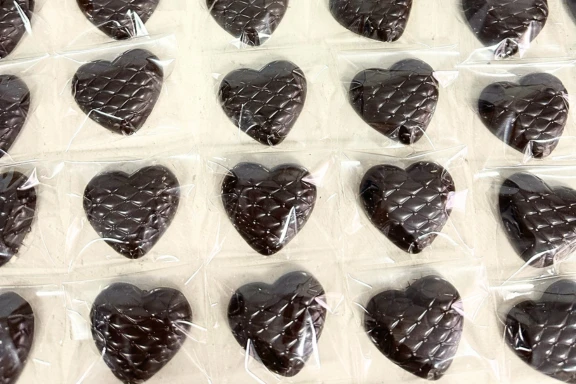 Шоколадови пакетчета единични бонбони