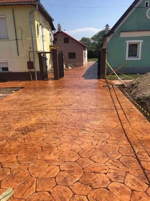 210-щампован-бетон-финиш-лак-против-хлъзгане-17767742851098.jpg