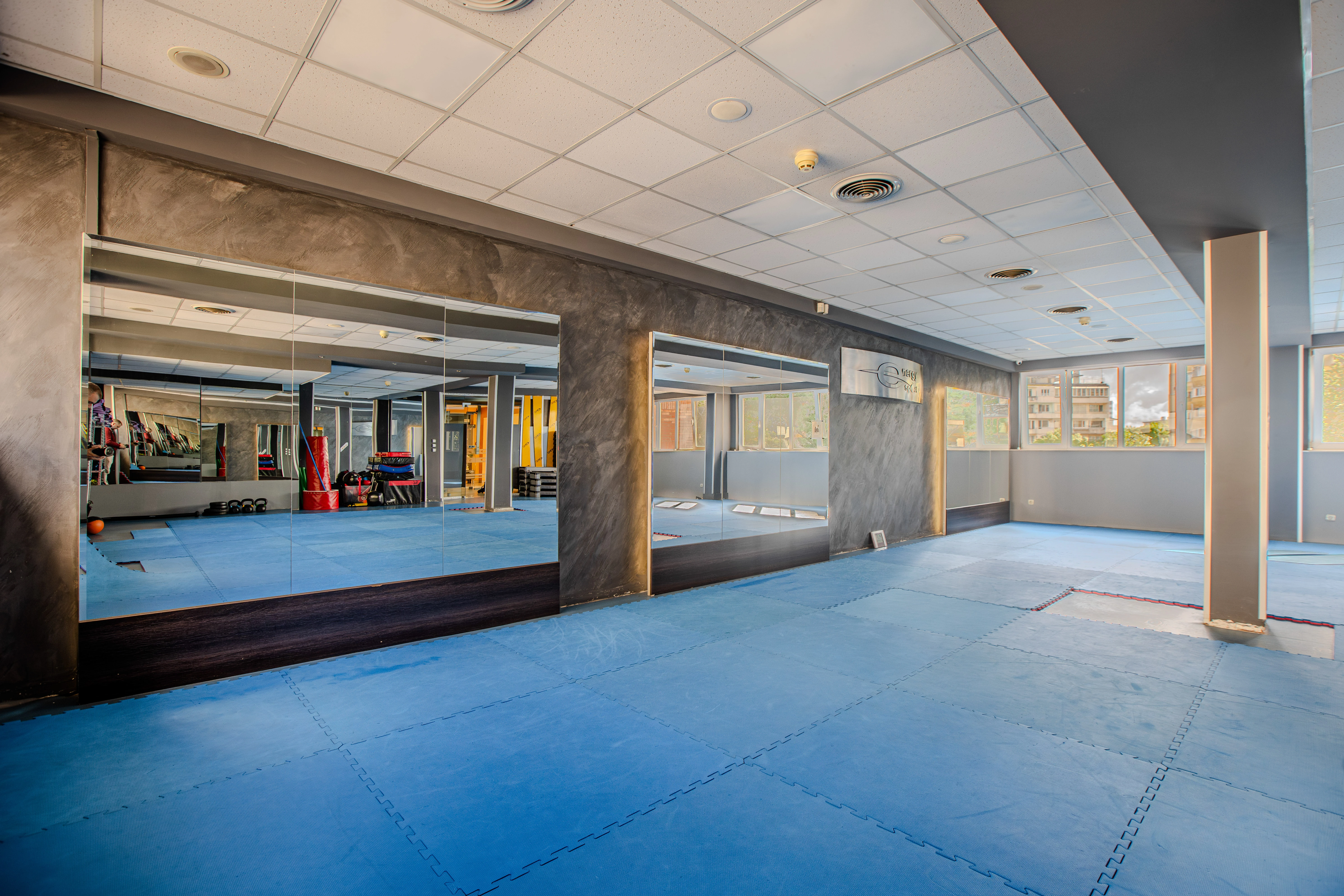 140-energyfitnessbanishora0013-1718361840334.jpg