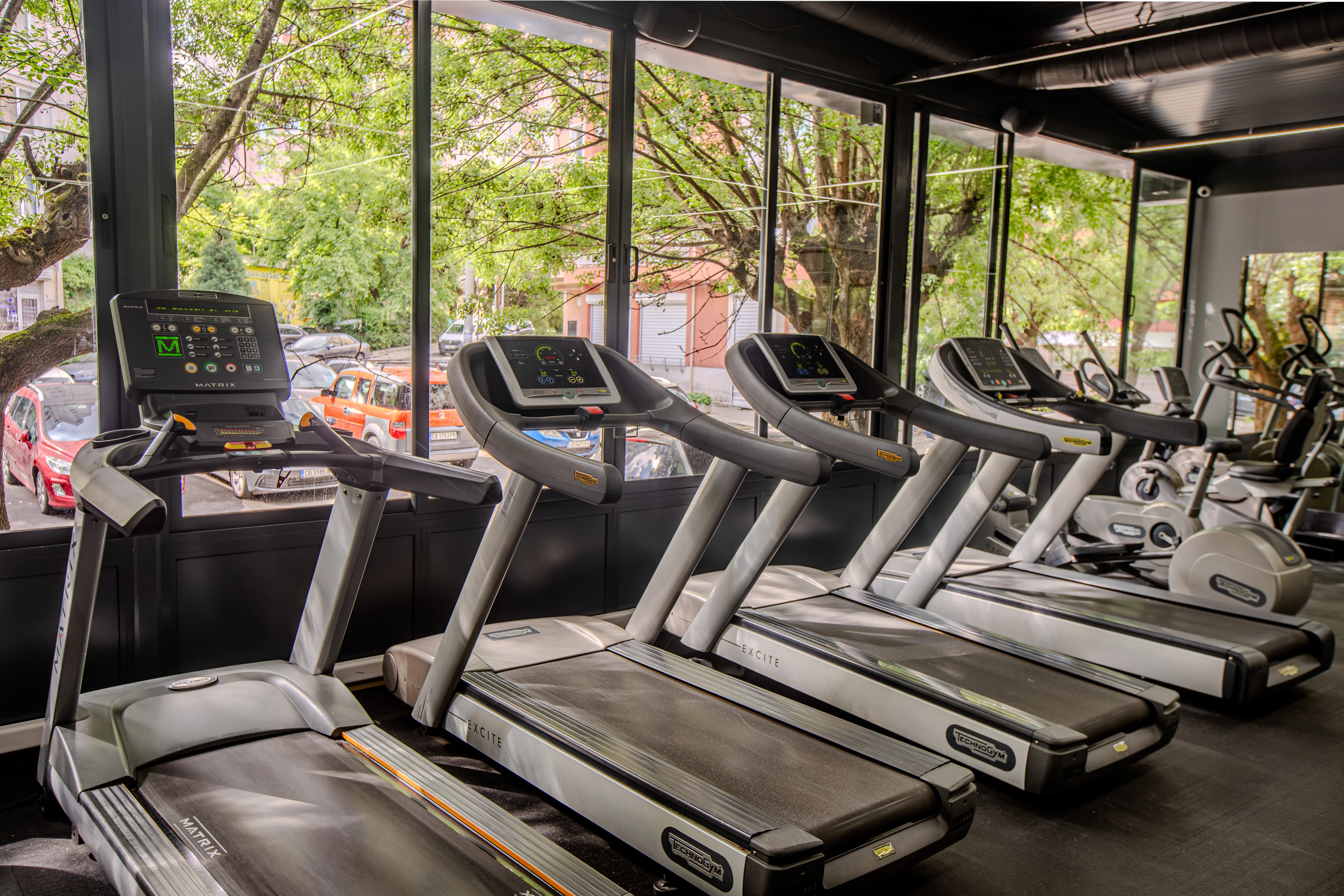 140-energyfitnessbanishora0042-17183635658337.jpg