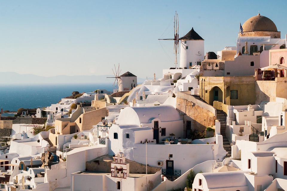 2071-santorini-5655111960720-17746014573343.jpg