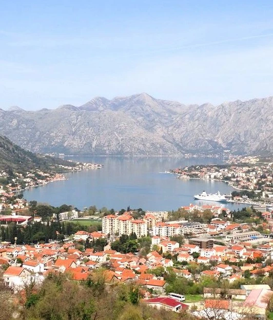 24305326243127-kotor-apollo-2016-17923276953869.jpg