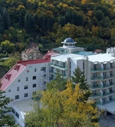 30504865353004-koleda-lukovska-banya-hotel-bela-jela-4-ot-varna-shumen-i-veliko-tyrnovo1715153-17918951876497.jpg