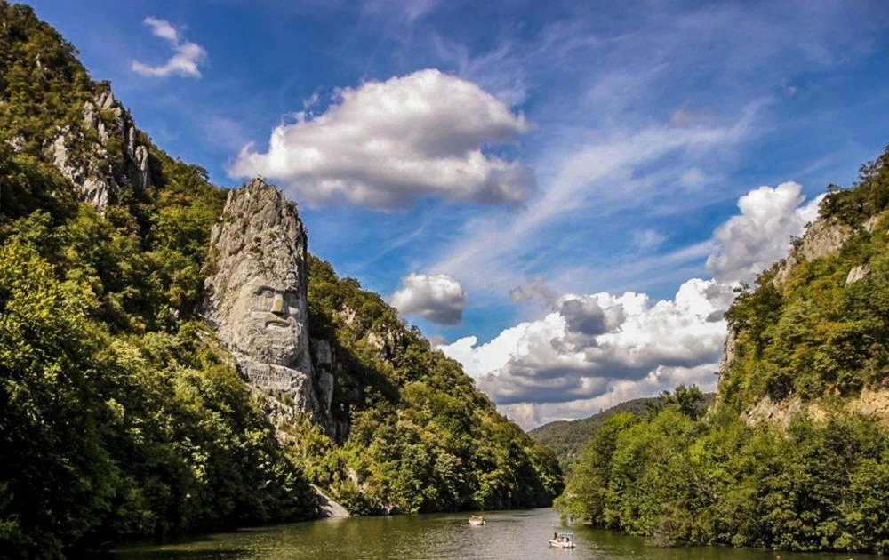 r337-bignepoznatata-rumaniya-11788878066317-17889555889296.jpg