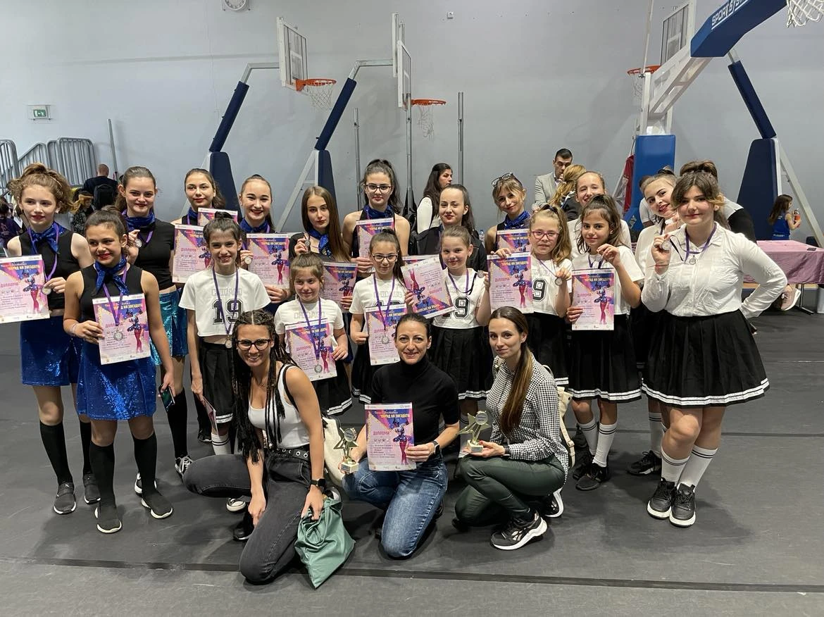 STARS Parade  едно незабравимо уикенд преживяване, изпълнено с много трепетни моменти, танци, усмивки и награди