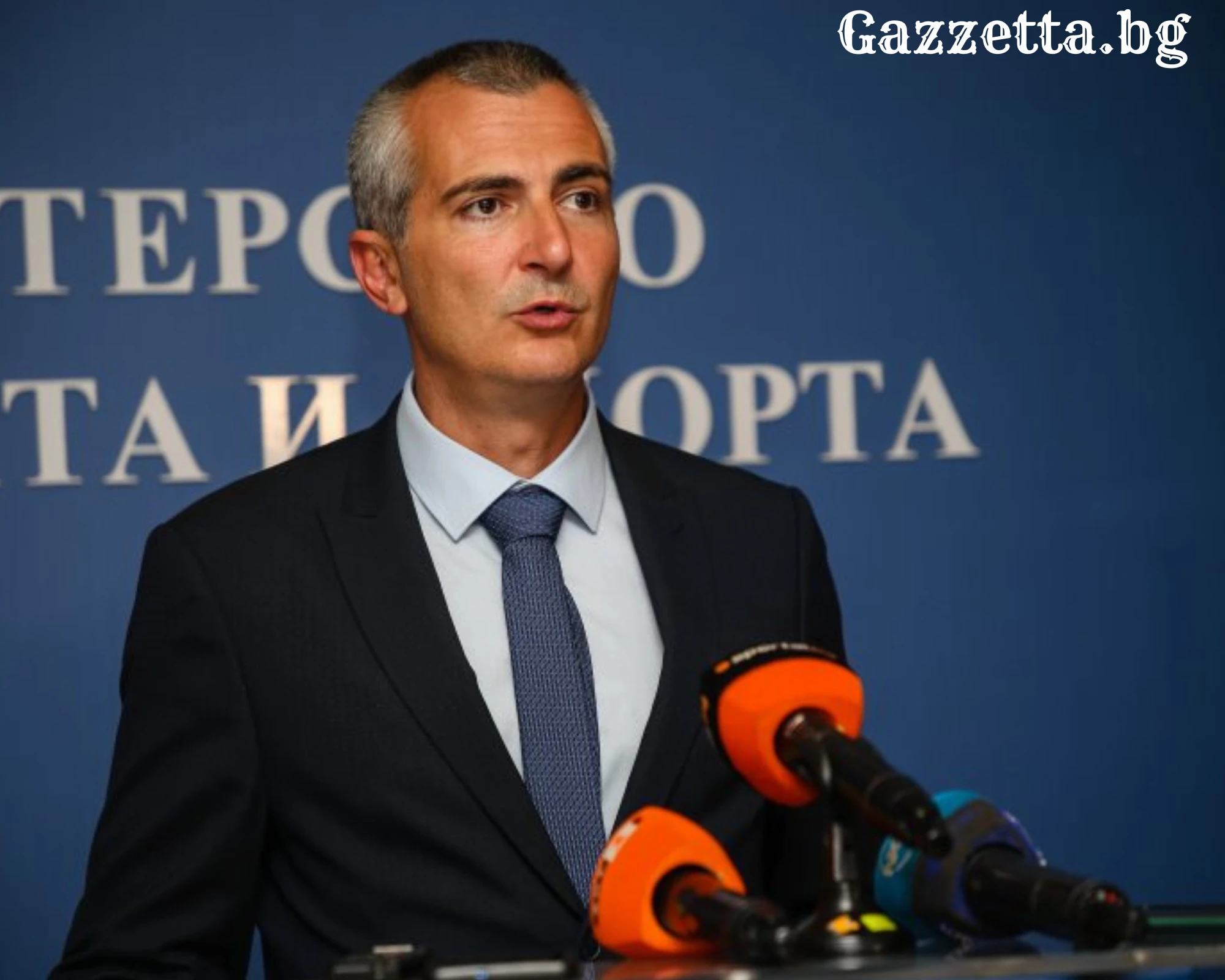 Министърът на спорта разпореди стадион „Васил Левски“ в спешен порядък да бъде приведен в готовност за България - Унгария