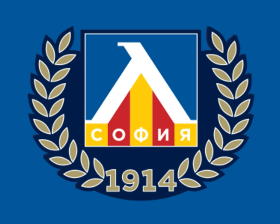 Левски сменя логото на Палмсбет на фланелките си
