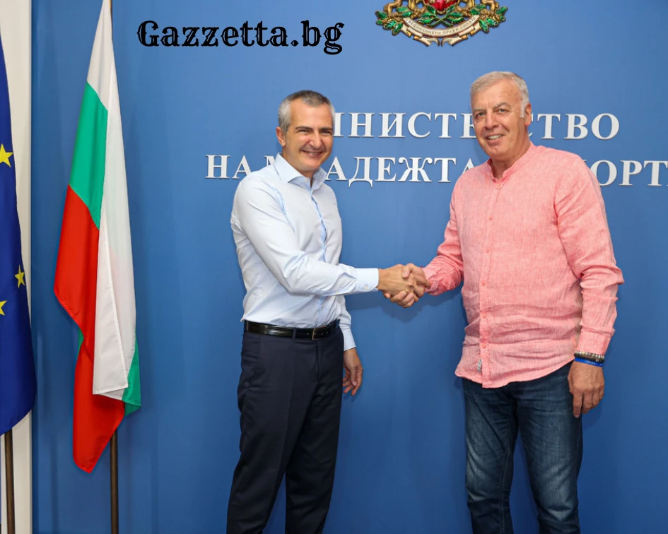 Министърът на спорта Димитър Илиев и Наско Сираков проведоха среща