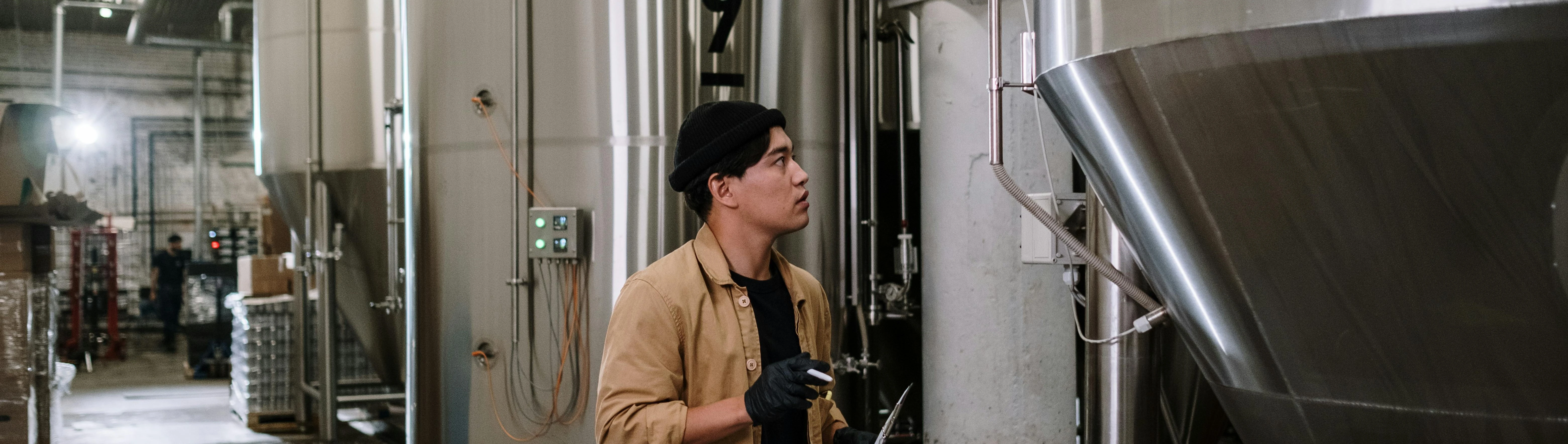 Индустриални работници от трети страни за производствени предприятия