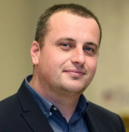 504484601325-александър-стоянов-17717911400712.png