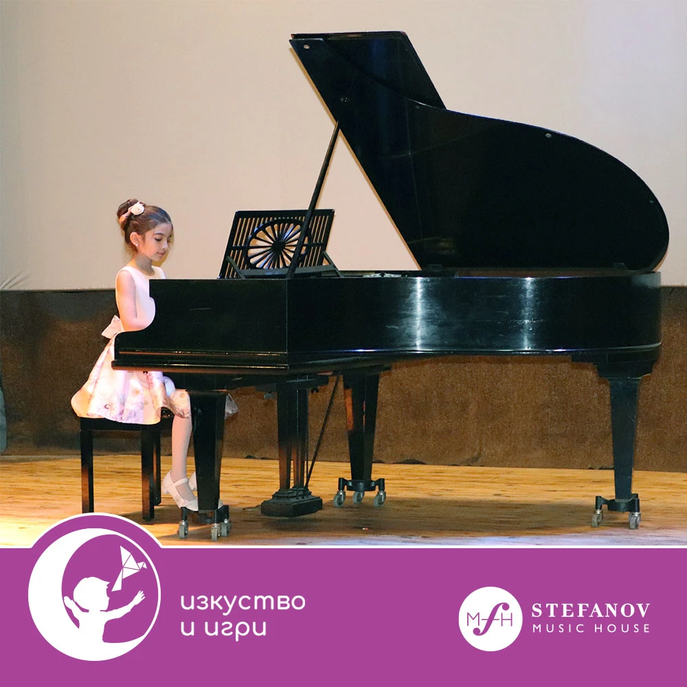 СЕЗОН 2 Музикална къща Стефанов и светът на музиката