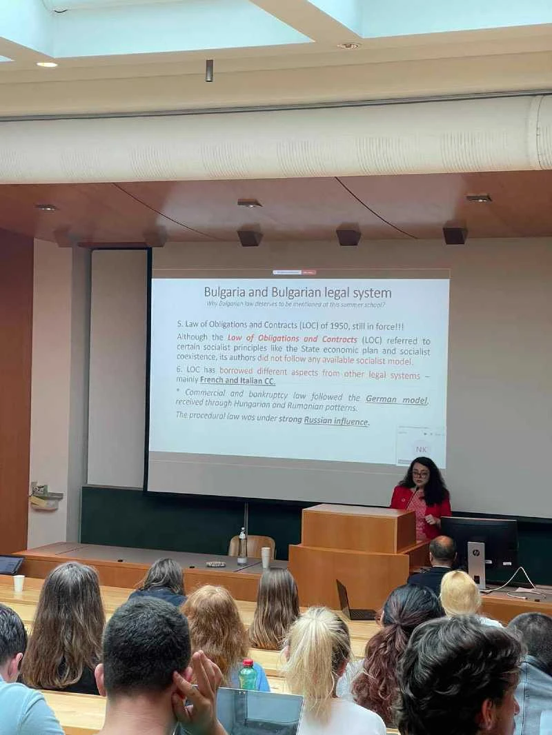 Адвокат д-р Христина Георгиева изнесе лекция на тема "Българската правна система" в рамките на Лятна академия по Европейско и сравнително частно право