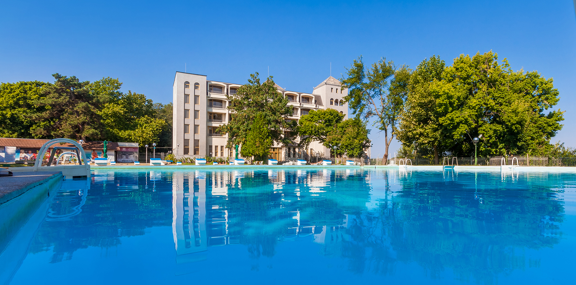 815-drustarpoolsl.jpg
