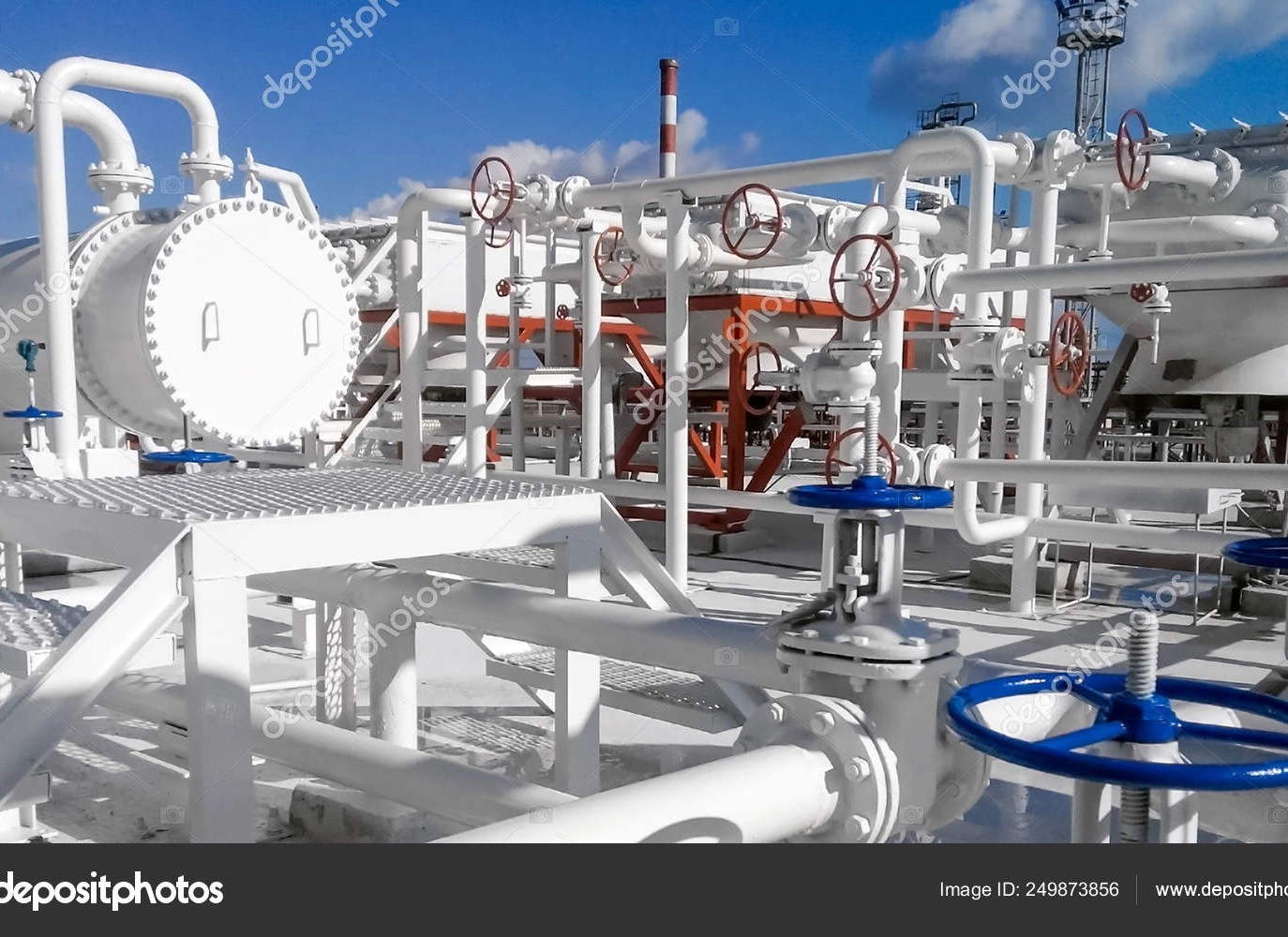 110013741000365-depositphotos249873856-stock-photo-the-area-of-equipment-to-17856633916348.jpg