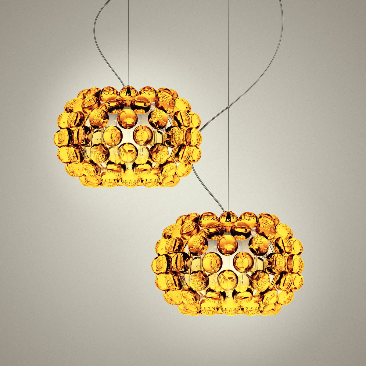 1998-foscarini-caboche-pendelleuchte-goldgelb-piccola-gruppe-situation.jpg
