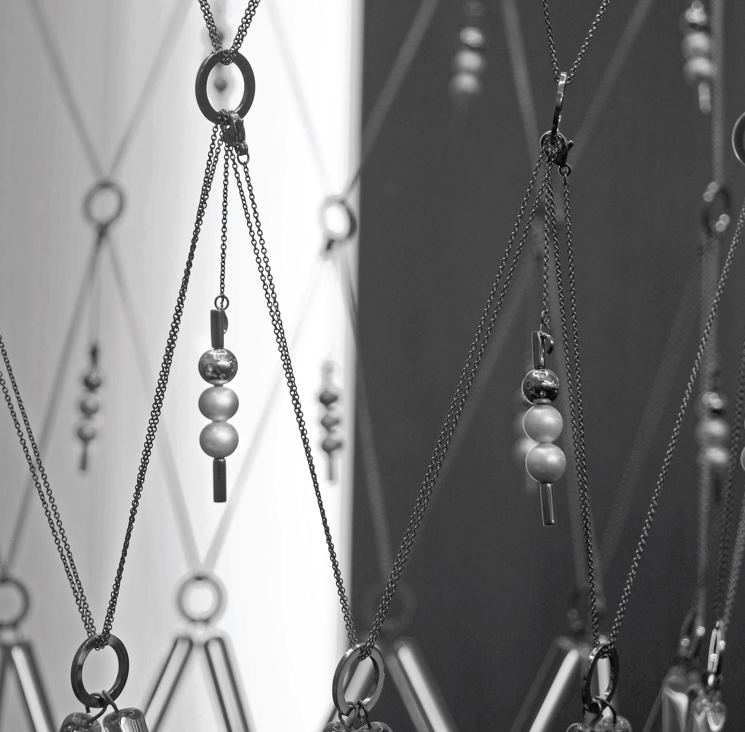 Vistosi, Morellato, Veneziano+Team: CHIARI DI LUNAE