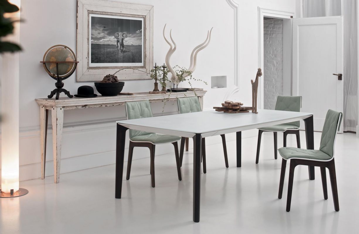 ILLUMINARTE INTERNI | BONTEMPI CASA - Provencal-style living room: how to coordinate elegant furniture and bright floors