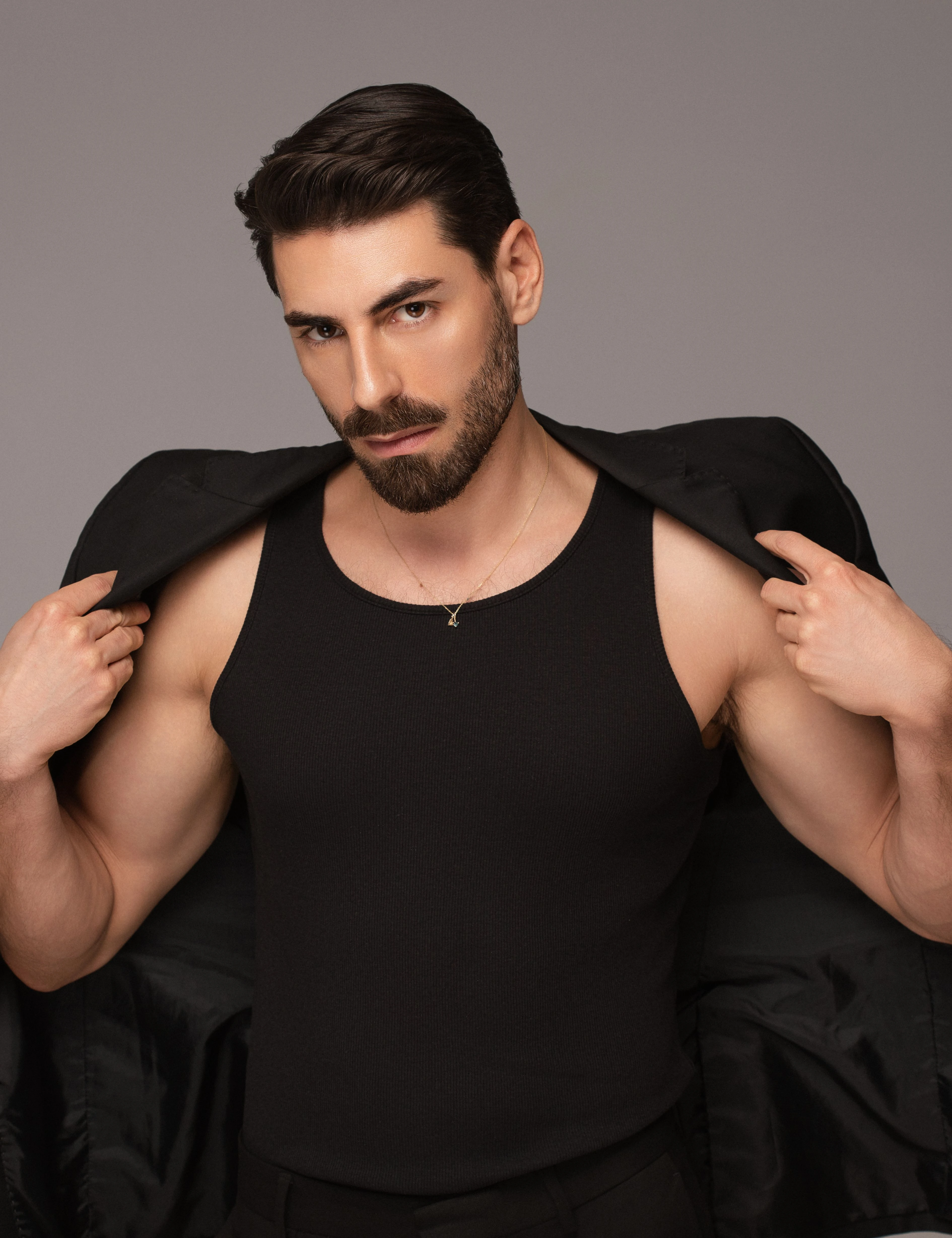 038141418121561-look-book-2026-тяло-5-17799738456288.jpg