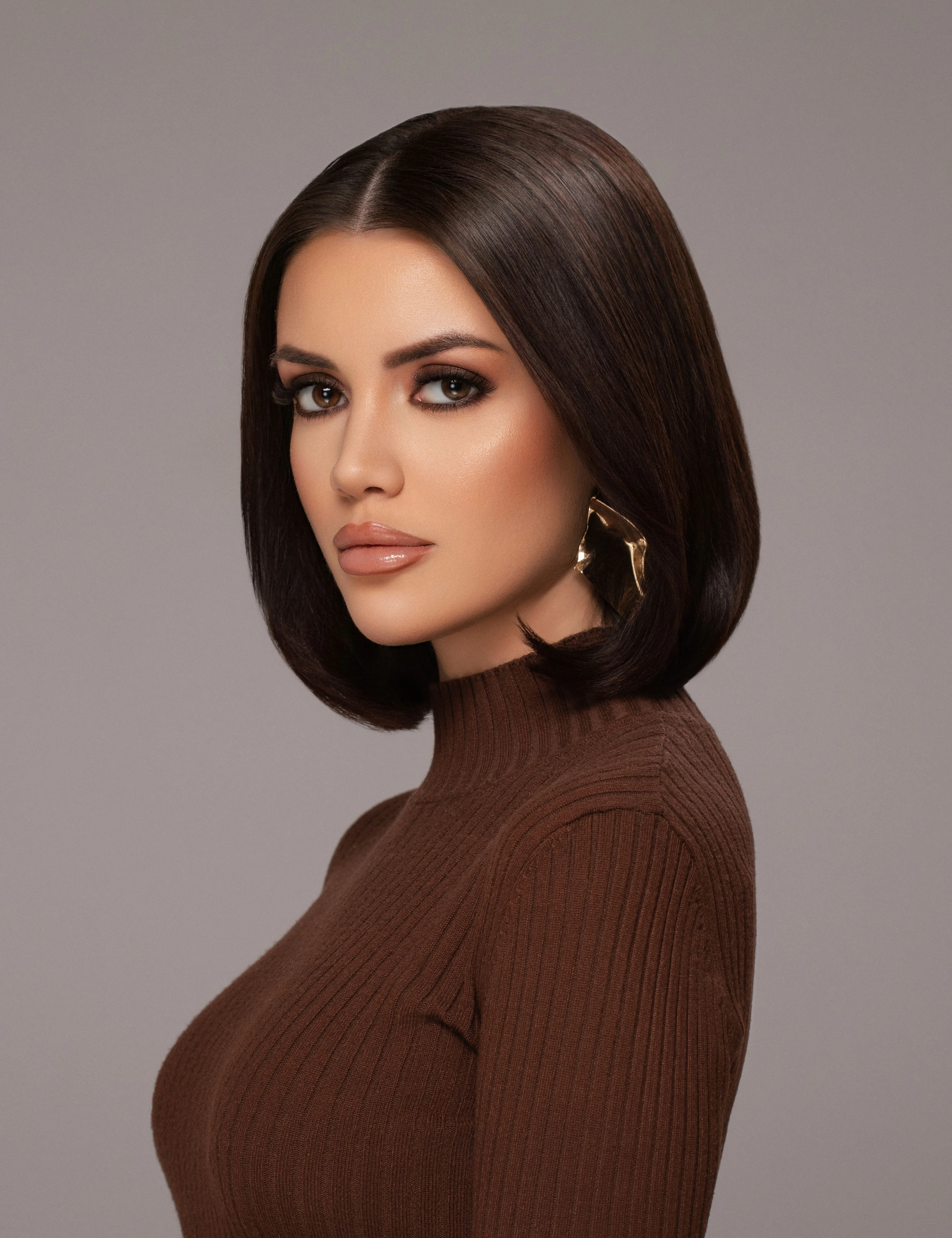 0186141418121567-look-book-2026-тяло-10-1779974089417.jpg
