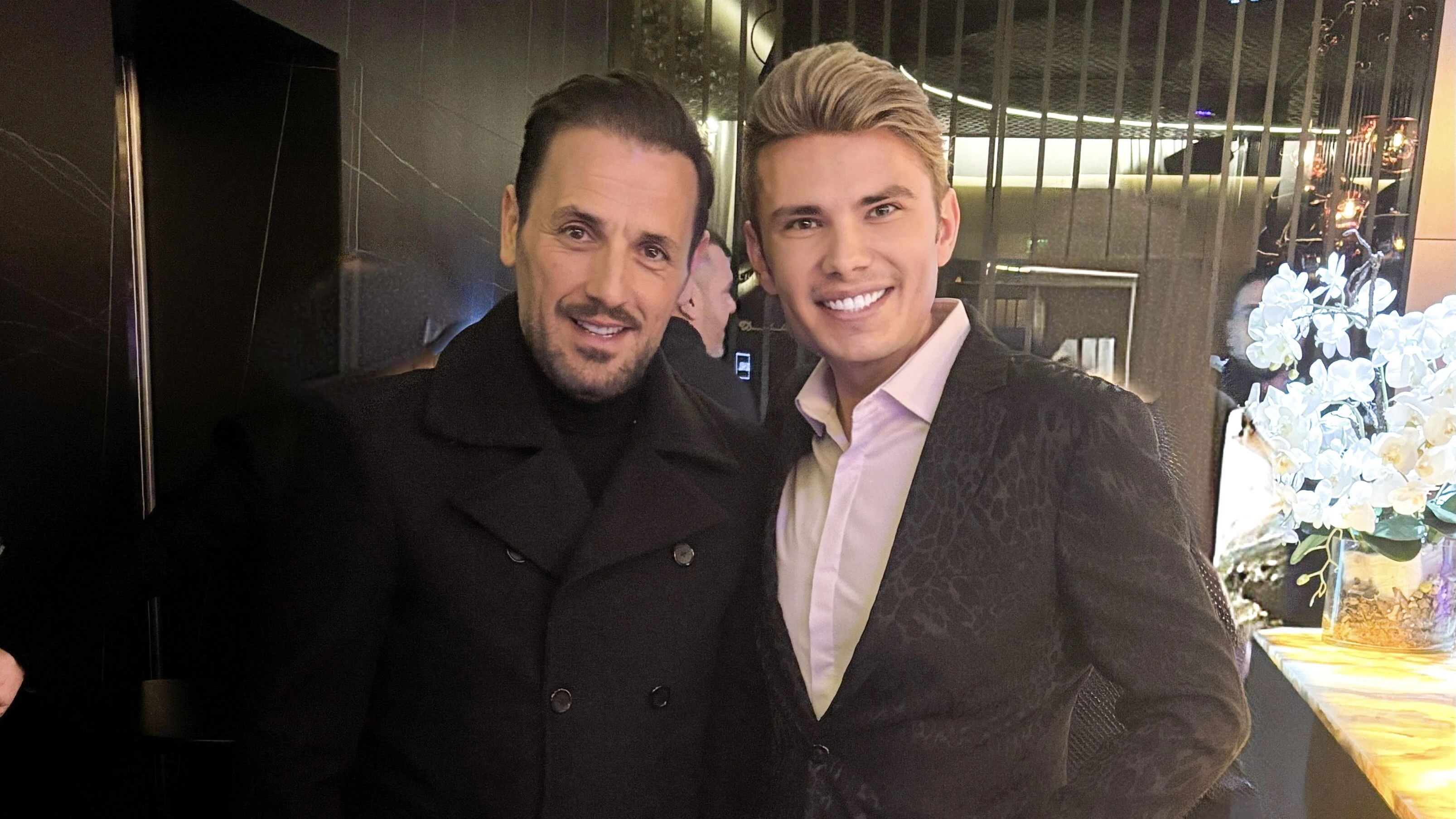 Владислав Славов сред избраните гости на ВИП партито по посрещането на Никос Вертис в София