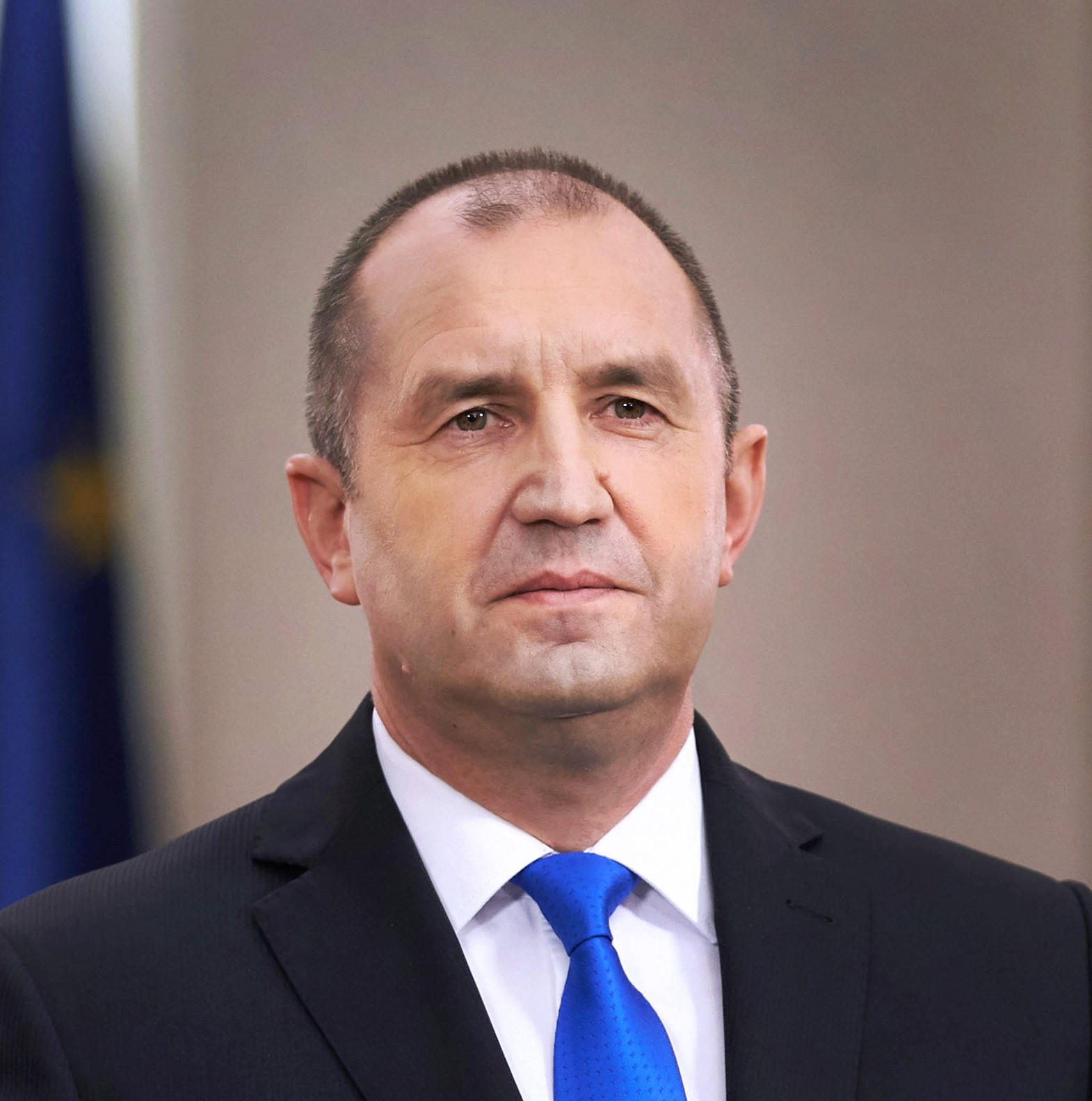 Румен Радeв, президент на Република България