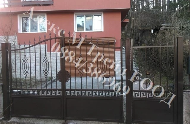 порта Княжево дворни врати