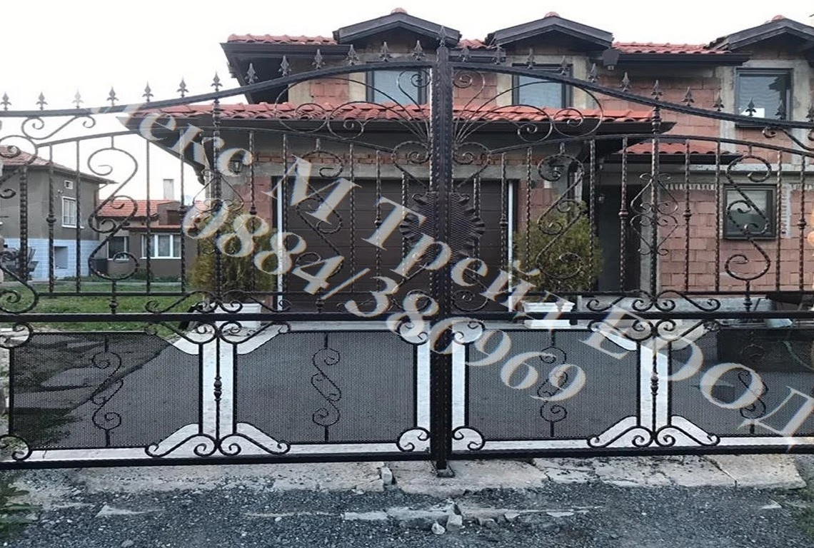 двукрила врата ковано желязо портални врати и огради