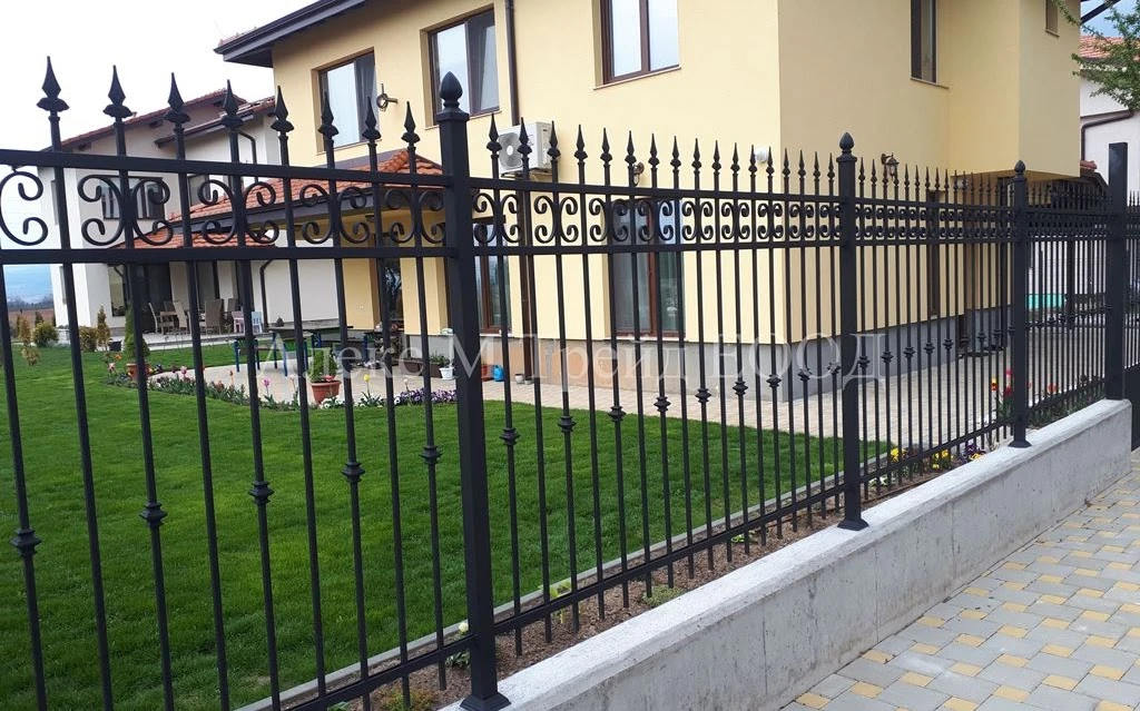 ограда ковано желязо метални огради и портали