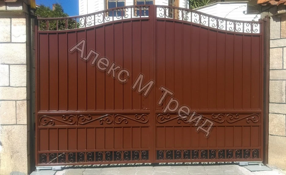 плътна дворна врата дворни врати