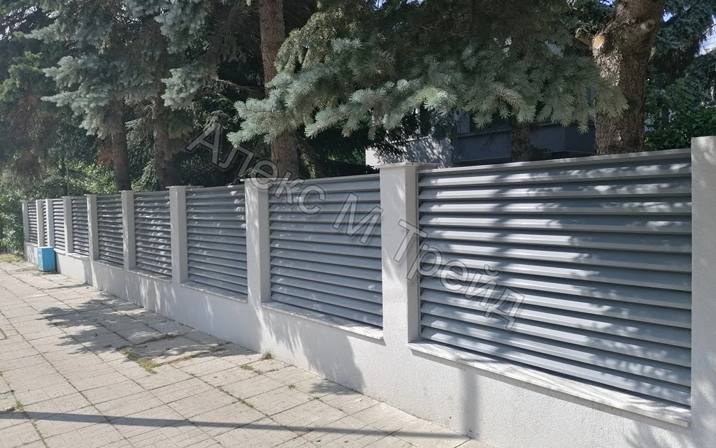 дворни врати ламелни огради